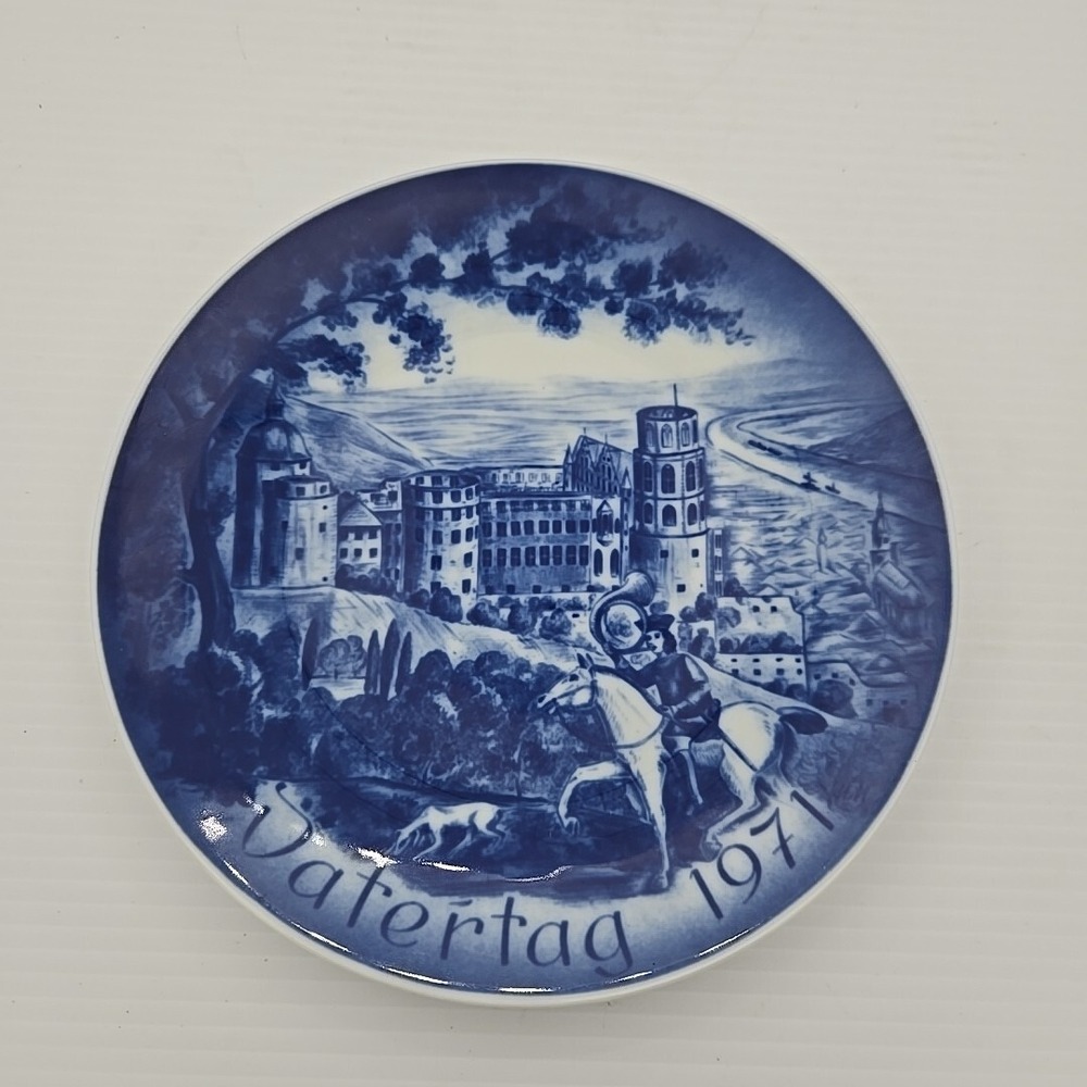 Bareuther 1971 Fathers Day Plate Vatertag Castle Heidelberg Blue White Germany